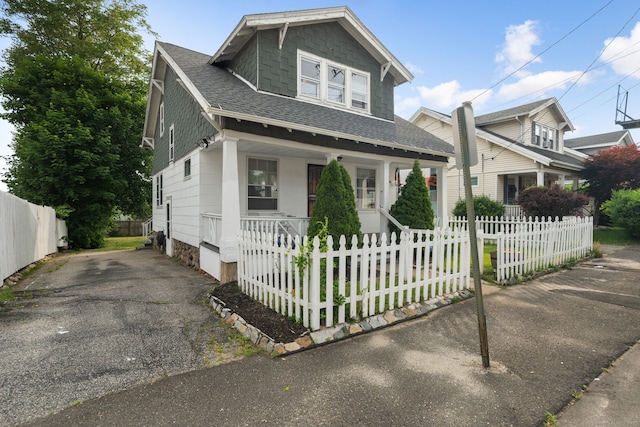 17 Radcliffe Ave, Waterbury, CT 06705 - photo 2