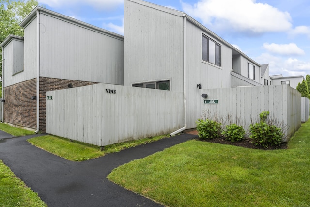 1 Vine Ln Unit 1, Ridgefield, CT 06877 - photo 1