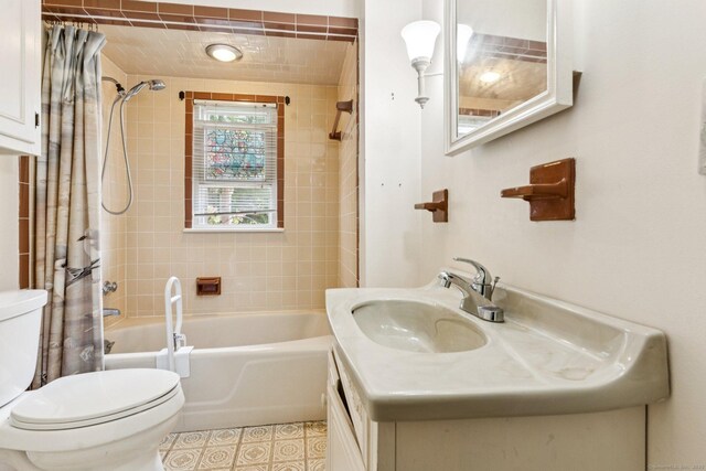 44 Nod Rd, Clinton, CT 06413 - bathroom featuring toilet, shower / bath combo with shower curtain, tile patterned flooring, and vanity