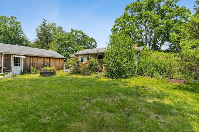 44 Nod Rd, Clinton, CT 06413 - view of grassy yard