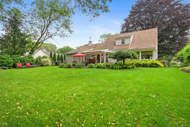 86 Lorma Ave, Trumbull, CT 06611 - view of yard