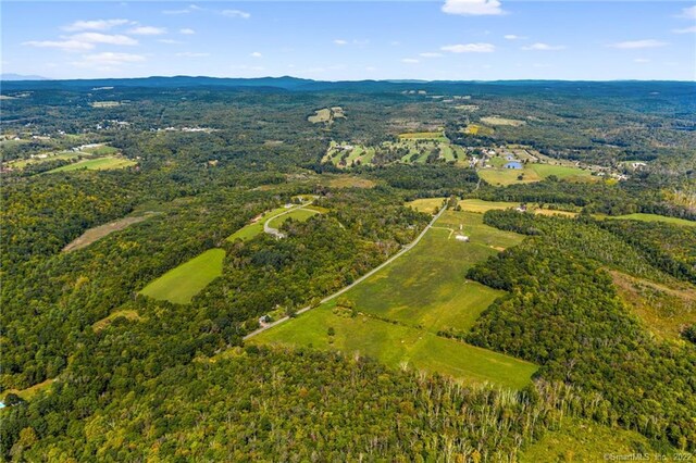 14 Meadowcrest Dr N, Goshen, CT 06756