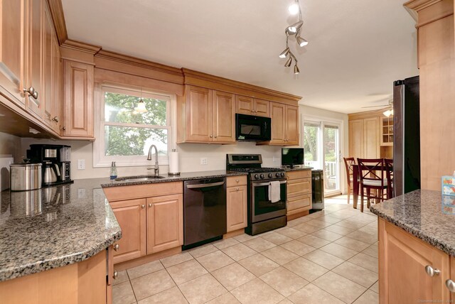 51 Crestwood Rd, Milford, CT 06460 - kitchen with appliances with stainless steel finishes, a sink, and light brown cabinets