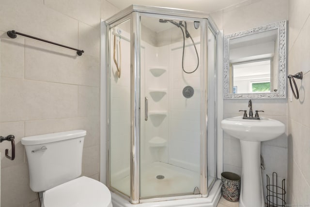 408 Stage Coach Rd, Durham, CT 06422 - bathroom featuring tile walls and a stall shower