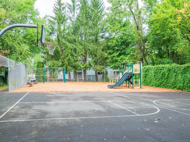 3 Orange Ln Unit 3, Ridgefield, CT 06877 - view of basketball court featuring community basketball court