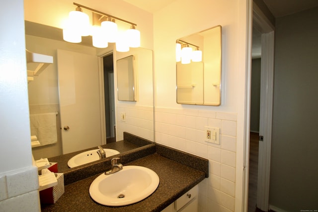 63 Niles Hill Rd Unit A4, New London, CT 06320 - bathroom featuring vanity