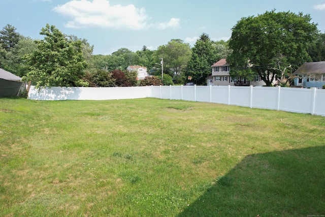 7 Pleasant St, Wolcott, CT 06716 - view of yard
