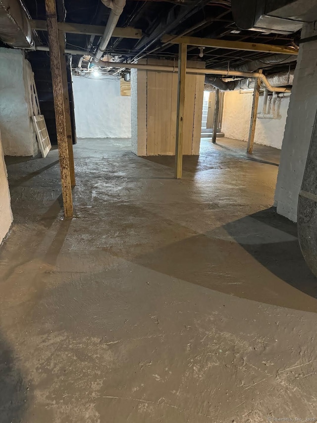 201 Center St, West Haven, CT 06516 - view of unfinished below grade area