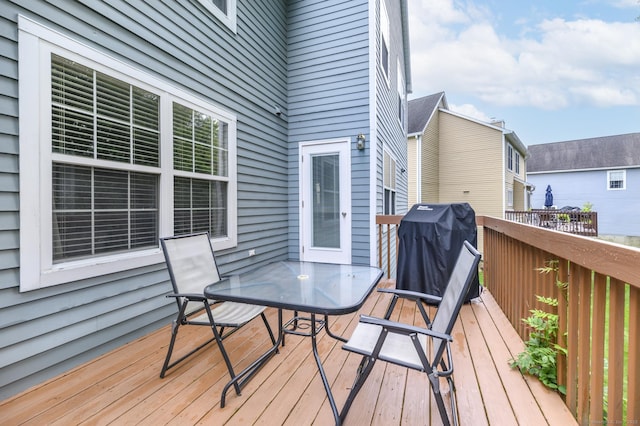 14 Linden Hts Unit 14, Norwalk, CT 06851 - wooden terrace featuring a grill and outdoor dining space