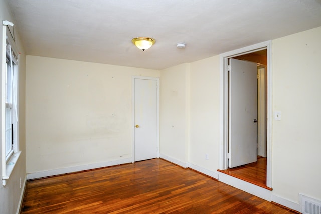 60 Old Mill Rd, Middletown, CT 06457 - spare room featuring wood finished floors and a smoke detector