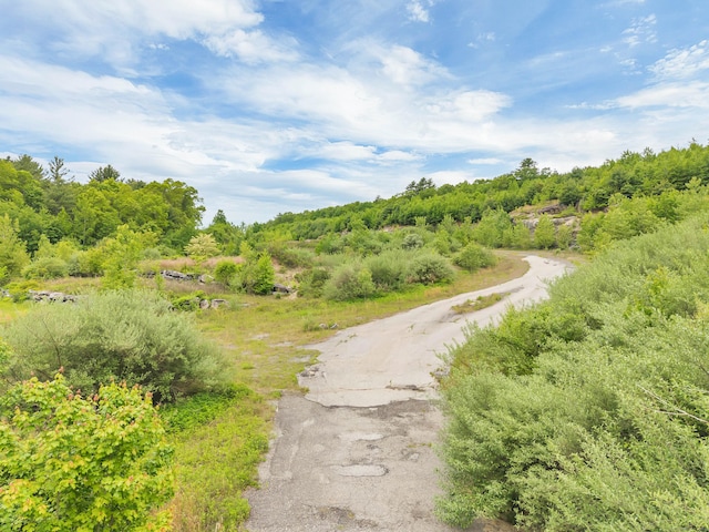 10 Riverside Dr, Sprague, CT 06330