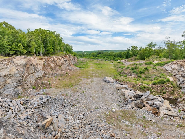 10 Riverside Dr, Sprague, CT 06330