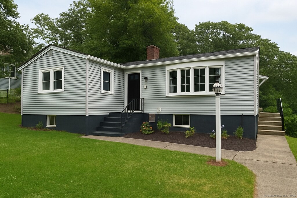 12 Oakwood Ave, Stonington, CT 06379 - photo 1