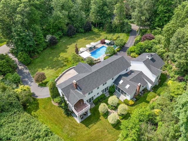 133 Buttery Rd, New Canaan, CT 06840 - view of subject property featuring a pool