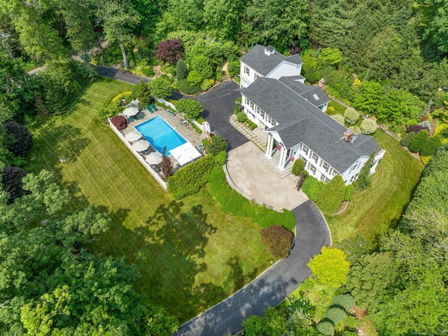 133 Buttery Rd, New Canaan, CT 06840 - aerial view of a pool area