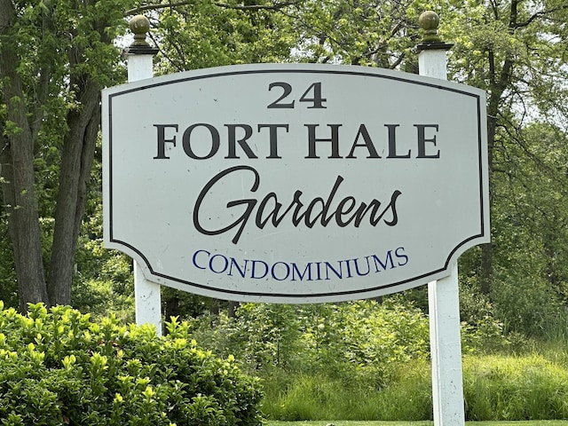 24 Woodward Ave Apt 19, New Haven, CT 06512 - view of community / neighborhood sign