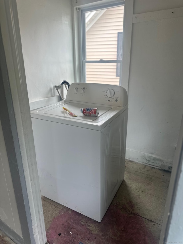 57 Chapman St, Windham, CT 06226 - laundry area with washer / clothes dryer