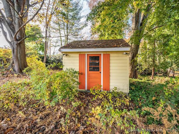 847 Glenbrook Rd, Orange, CT 06477 - view of shed