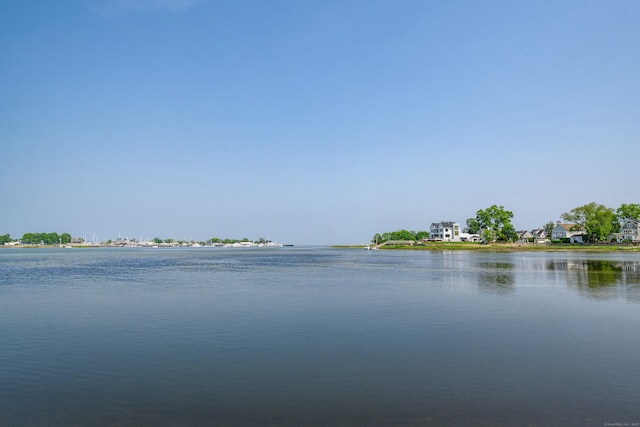 13 Seabreeze Pl, Norwalk, CT 06854 - water view