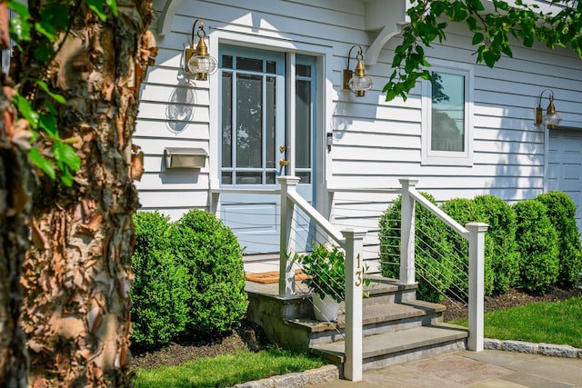 13 Seabreeze Pl, Norwalk, CT 06854 - property entrance featuring a garage