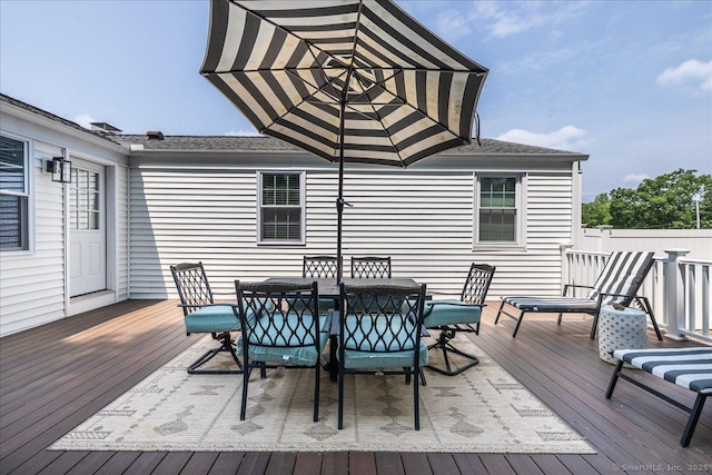 60 Davenport Rd, West Hartford, CT 06110 - deck with outdoor dining area