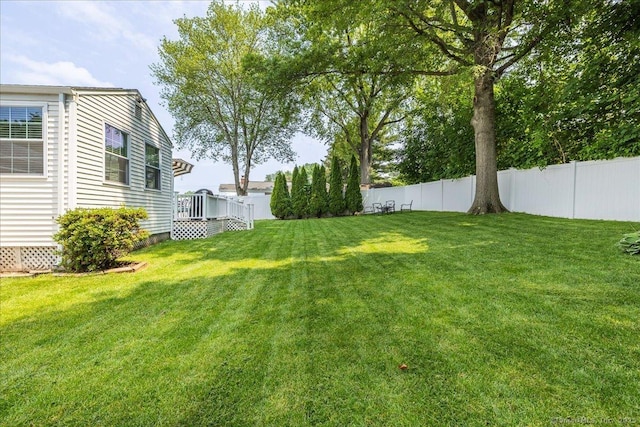 60 Davenport Rd, West Hartford, CT 06110 - view of yard