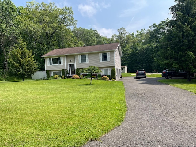 15 Great Meadow Rd, Danbury, CT 06811 - raised ranch with a front yard