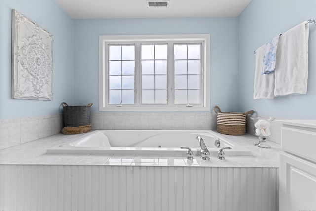 11 Quarry Ridge Rd, Newtown, CT 06482 - bathroom featuring a bath
