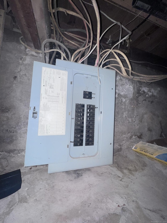 61 Naubuc Ave, East Hartford, CT 06118 - utilities featuring electric panel