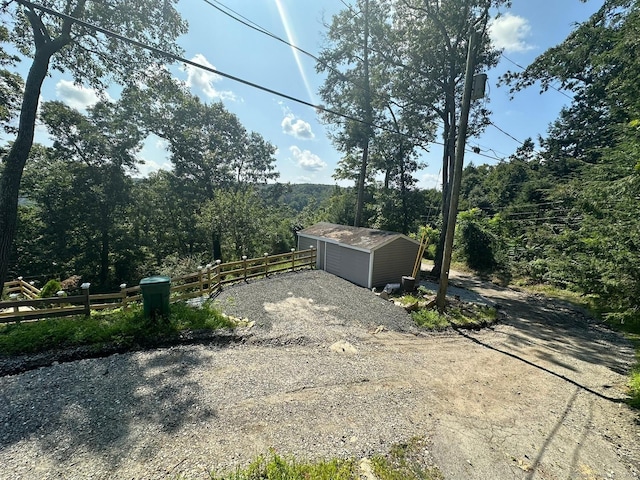 22 Hemlock Trl, Newtown, CT 06482 - view of yard featuring a forest view
