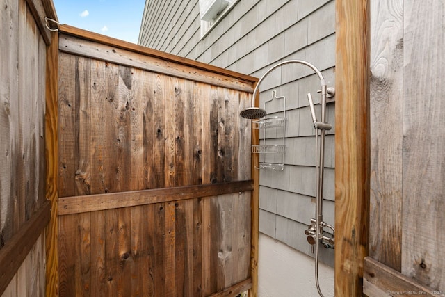 52 Seaside Ave, Guilford, CT 06437 - exterior view