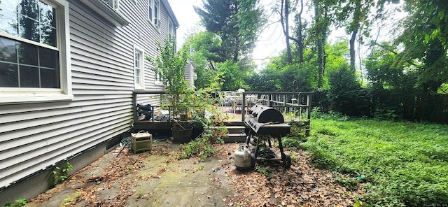 4 Tryon Rd, Norwalk, CT 06851 - view of yard featuring a wooden deck