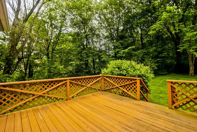 11 Oxford Dr Unit 11, Suffield, CT 06078 - deck with a lawn