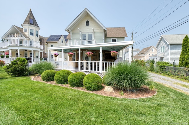 7 Crescent Ave, East Lyme, CT 06357 - victorian-style house with a porch