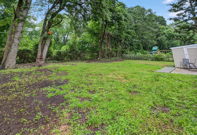 6 Crescent Dr, Danbury, CT 06810 - fenced backyard featuring a patio