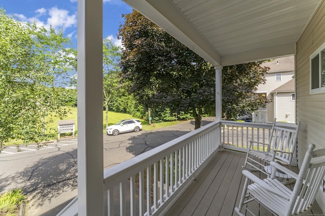 5 Copper Creek Cir Unit 5, Newtown, CT 06470 - photo 4
