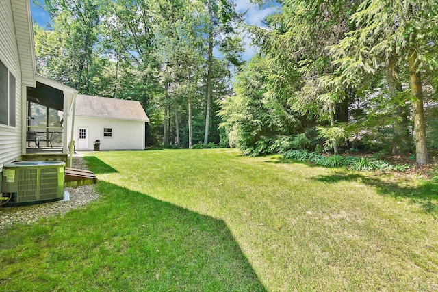 175 Wrights Brook Dr, Somers, CT 06071 - view of green lawn