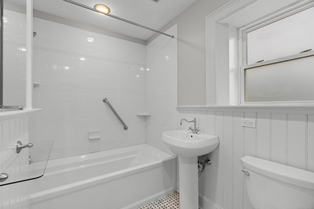75 Harrison Ave, Wallingford, CT 06492 - full bath with toilet and shower / bath combination