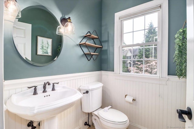 22 Woods Way Unit 22, Redding, CT 06896 - half bathroom featuring a wainscoted wall