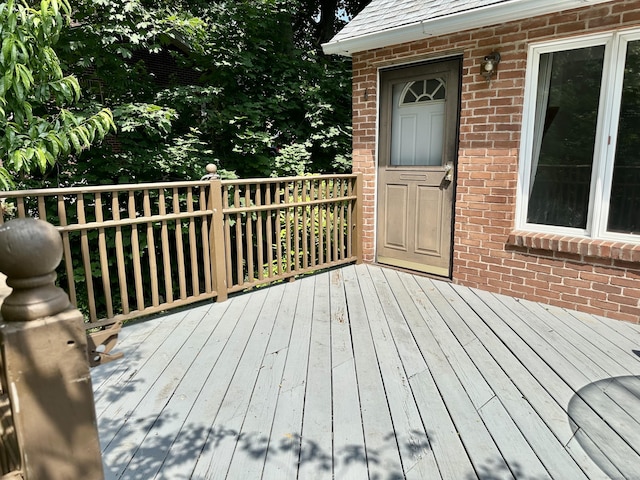 846 Sawmill Rd, West Haven, CT 06516 - view of wooden deck