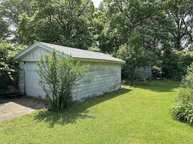 846 Sawmill Rd, West Haven, CT 06516 - view of outdoor structure featuring concrete driveway