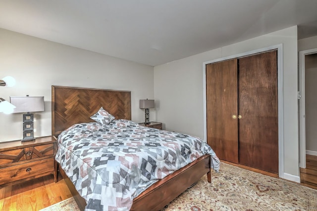 17 Brush Hill Rd, Clinton, CT 06413 - bedroom with wood finished floors and a closet