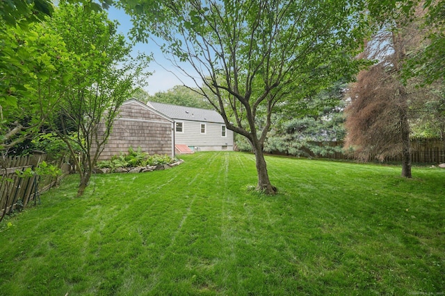 37 Cedar Crest Pl, Norwalk, CT 06854 - view of fenced yard