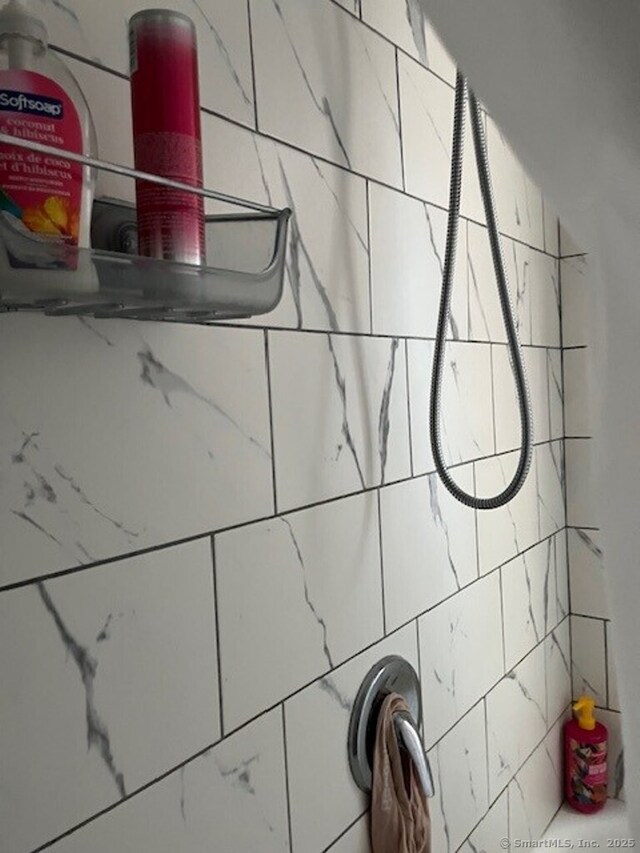 1085 Hamilton Ave, Waterbury, CT 06706 - bathroom view of a tile shower
