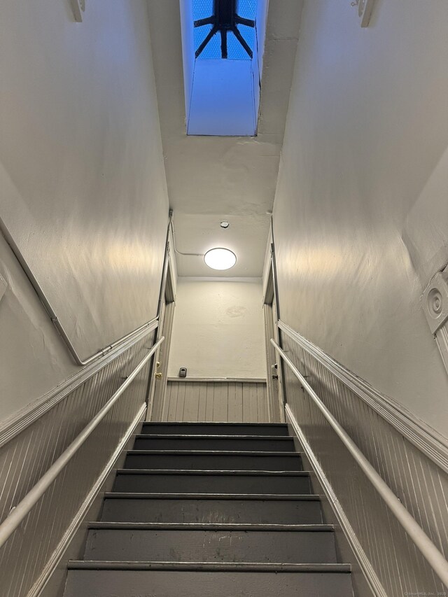 203 S Leonard St, Waterbury, CT 06708 - stairway featuring a high ceiling