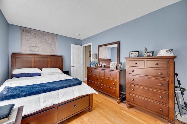 80 Quarry Village Rd, Cheshire, CT 06410 - bedroom featuring light wood-type flooring