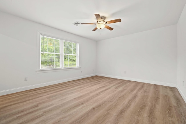 560 Laurel Hill Rd, Norwich, CT 06360 - unfurnished room with ceiling fan and light wood-style flooring