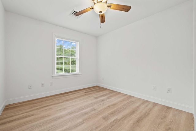 560 Laurel Hill Rd, Norwich, CT 06360 - spare room featuring light wood finished floors and ceiling fan