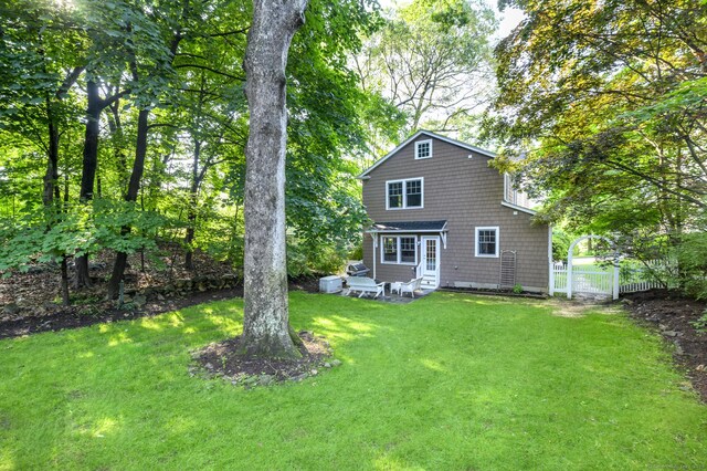 116 Knapp St, Stamford, CT 06907 - back of house featuring entry steps
