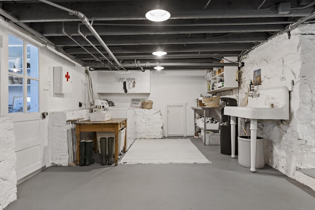 634 Nod Hill Rd, Wilton, CT 06897 - basement featuring washer / clothes dryer